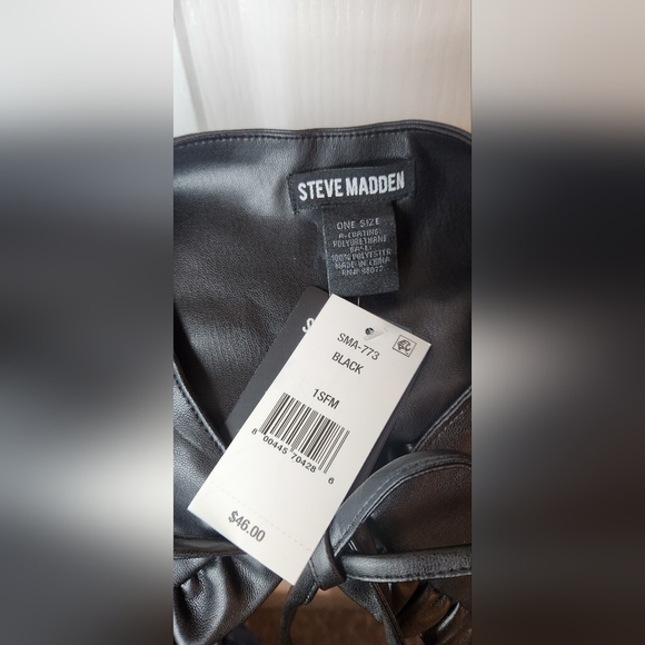 NWT Steve Madden Black Ruffled Faux Leather Detachable Collar - Picture 7 of 10